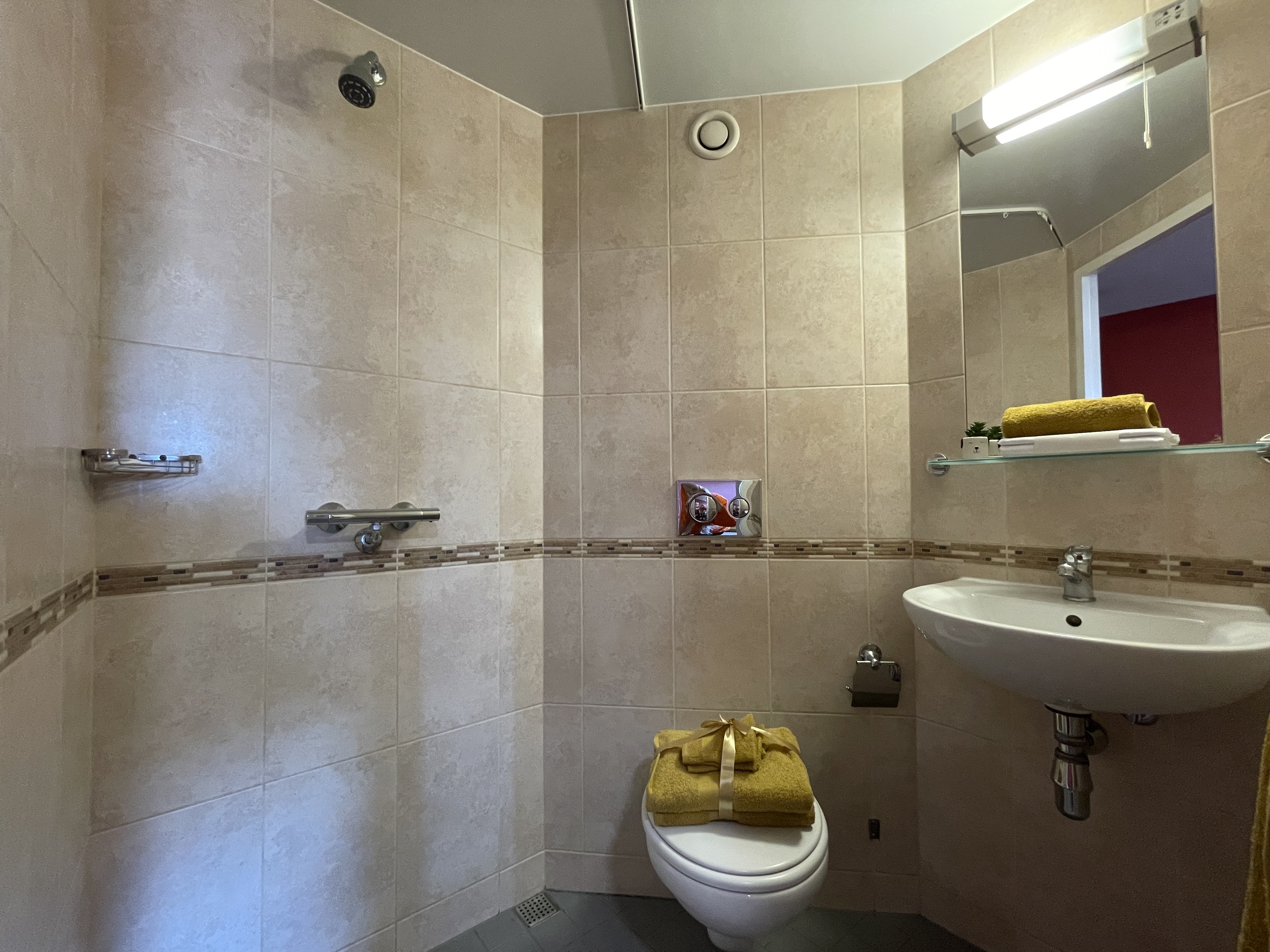 Nottingham Two Student Studios & EnSuites … Student Roost